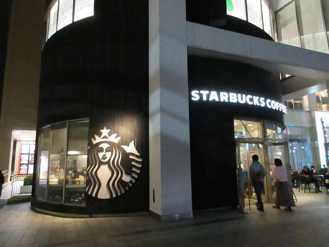 石川×愛人待ち合わせスポット④：スターバックスコーヒー　金沢フォーラス店